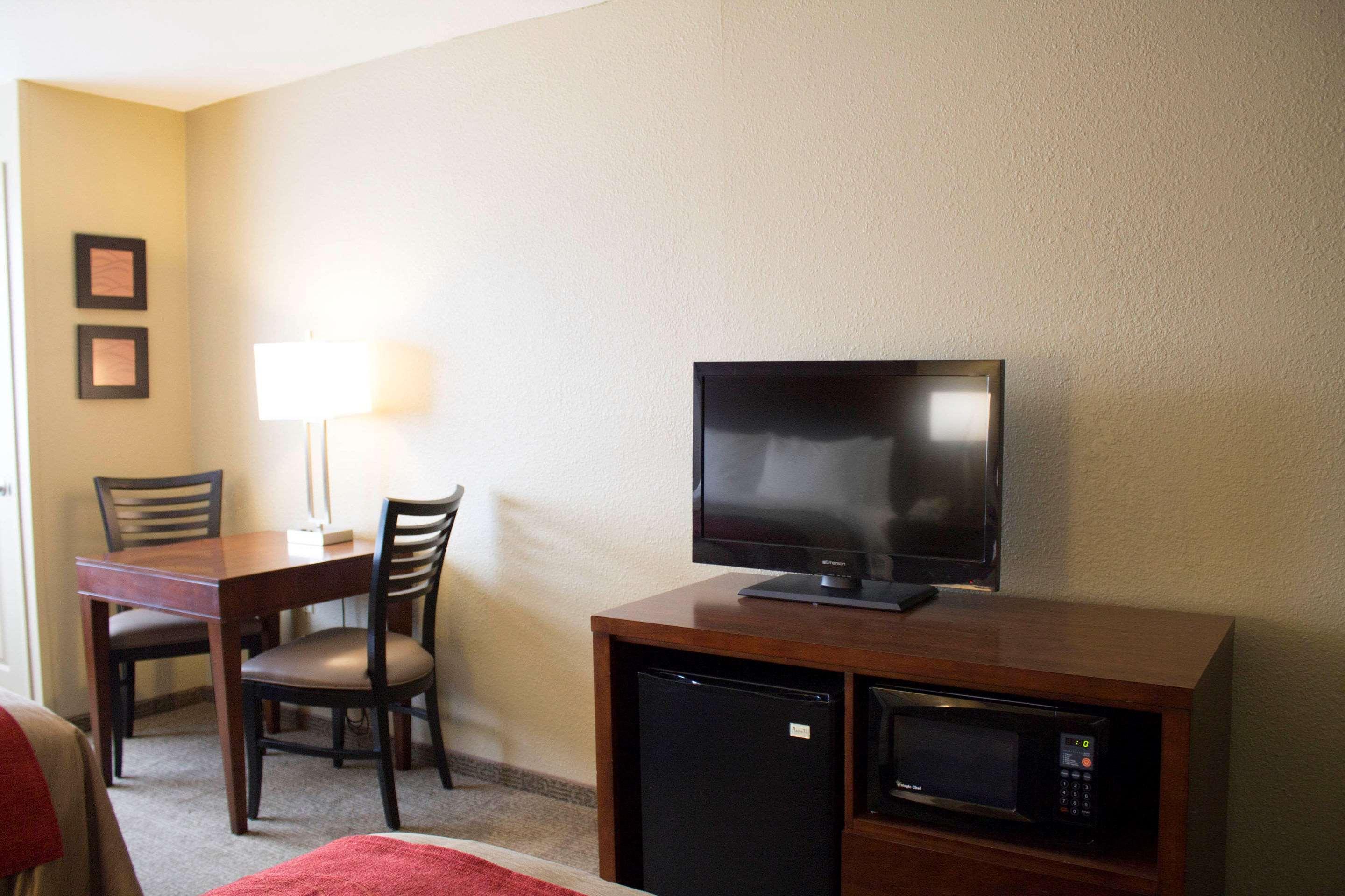 Comfort Inn River'S Edge Huron Exteriér fotografie