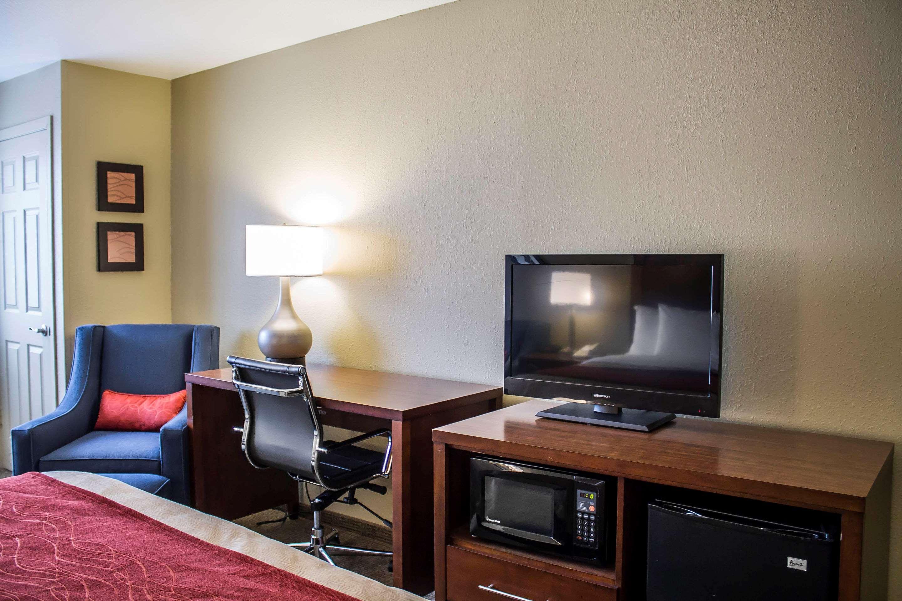 Comfort Inn River'S Edge Huron Exteriér fotografie
